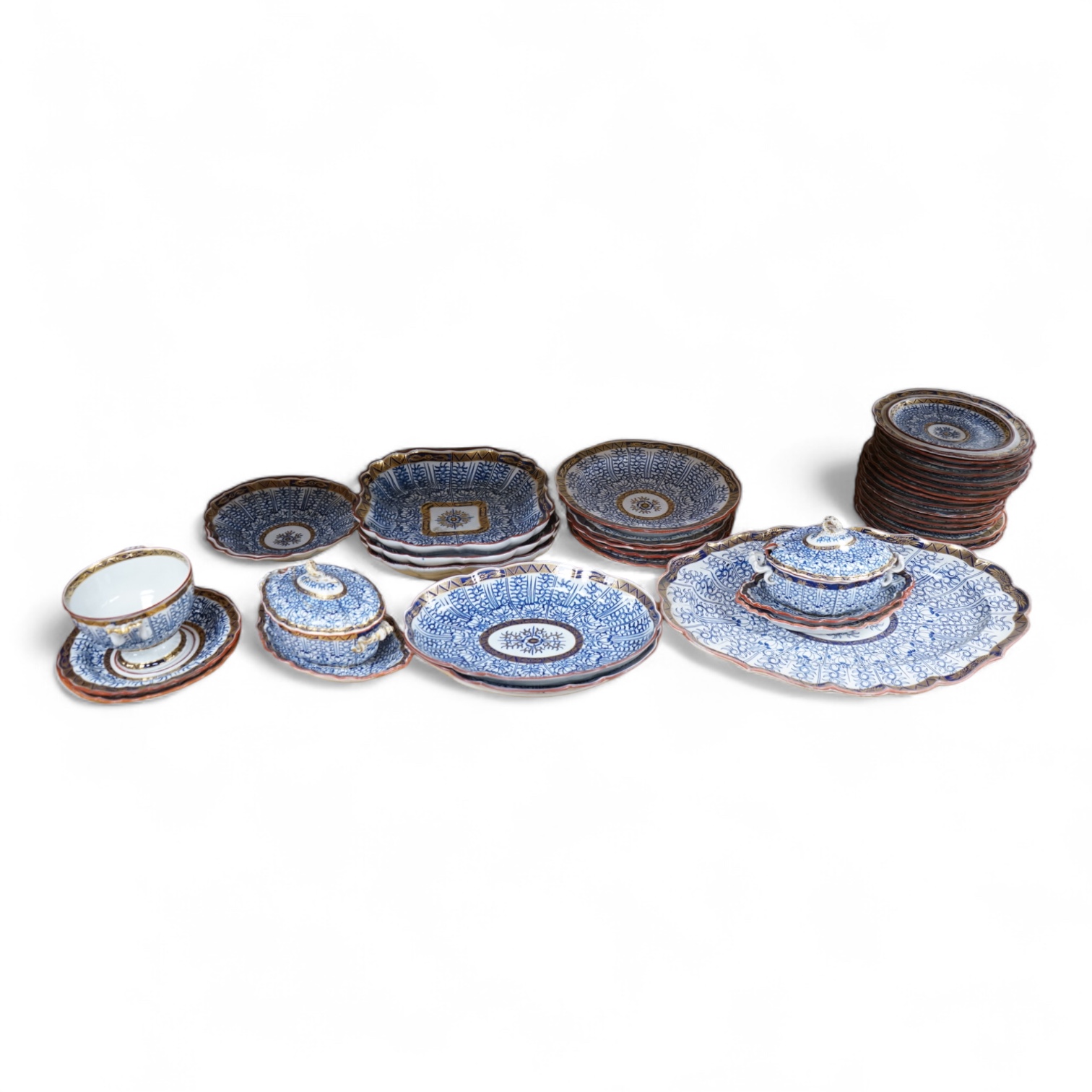 A group of Worcester Royal Lily pattern dessert and dinner wares, 18th/19th century, to include miniature tureens and oval dishes, largest 42cm wide